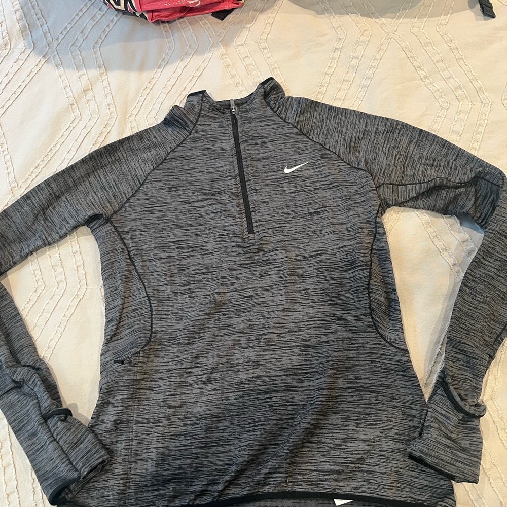 Nike Dri-FIT Textured Gray Top